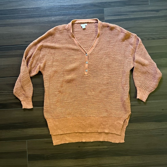 AE Sweater - Picture 1 of 4